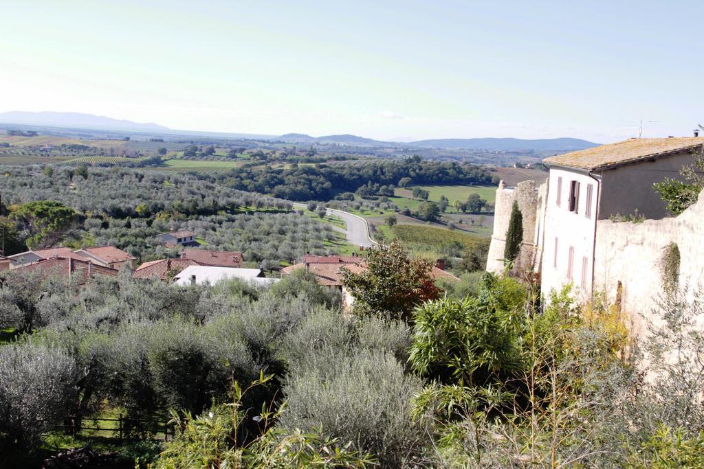 Couette-café Delle Mura Anna De Croy Magliano in Toscana