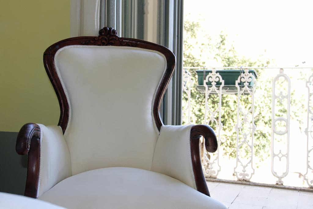 Delle Mura Anna De Croy Couette-café
